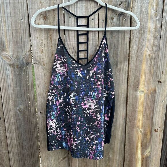 Lululemon Women's Floral Breezy Singlet Tank Top Size M or size 8 Multicolor - Picture 1 of 5